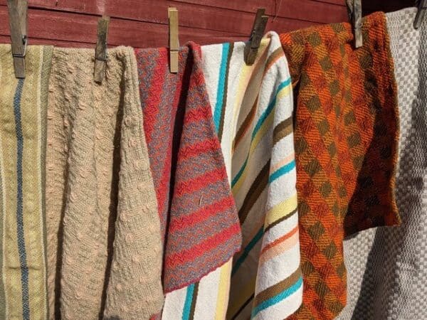 Dishtowels: Playing with Blocks